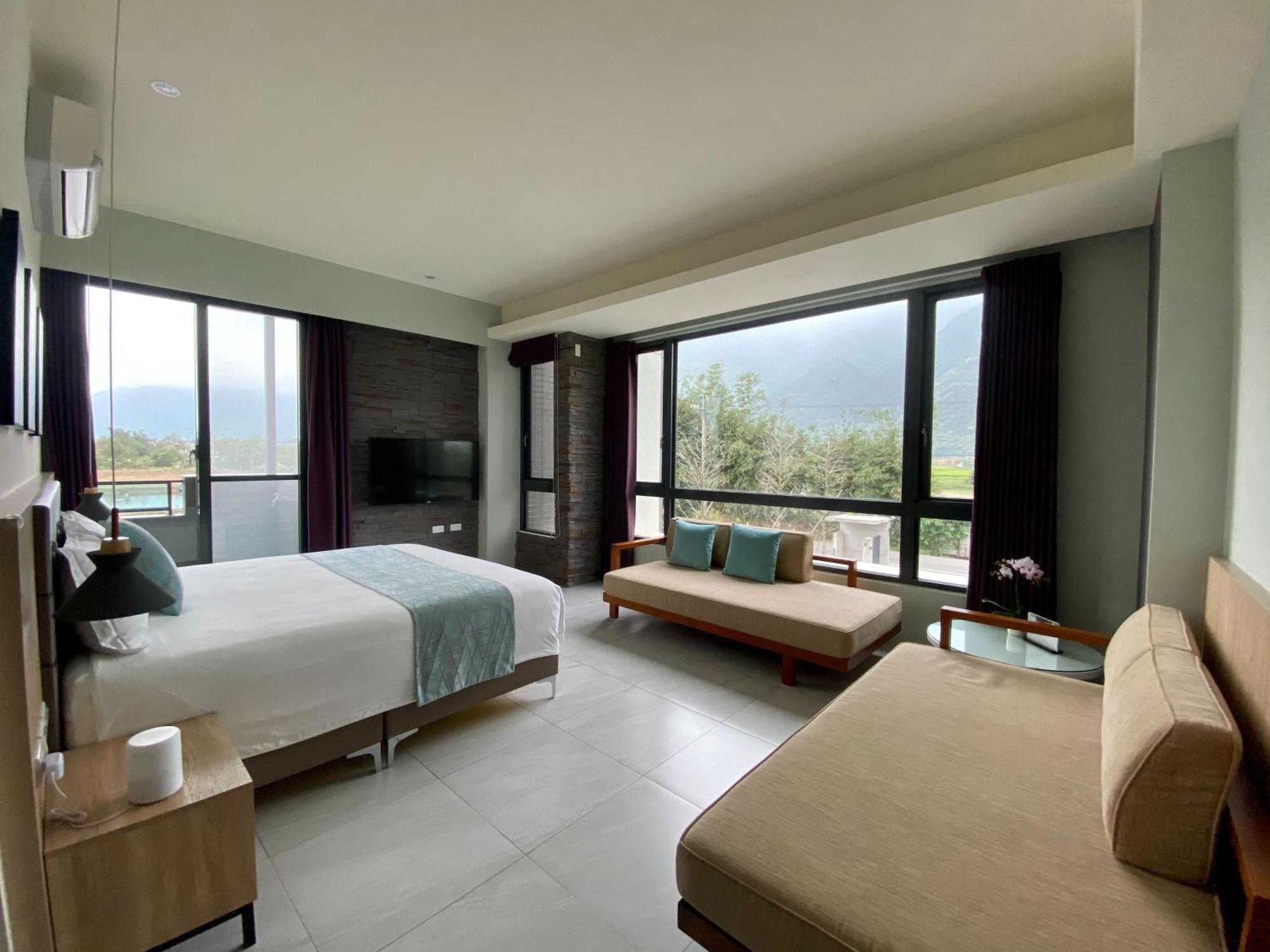 Follow The Cloud B&B Jialin Номер фото